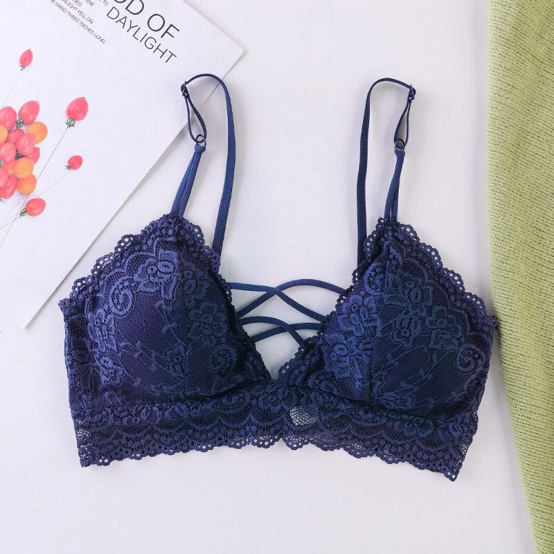 Sexy thin French lace wireless triangle cup ladies underwear soft bra deep seamless underwear V babes