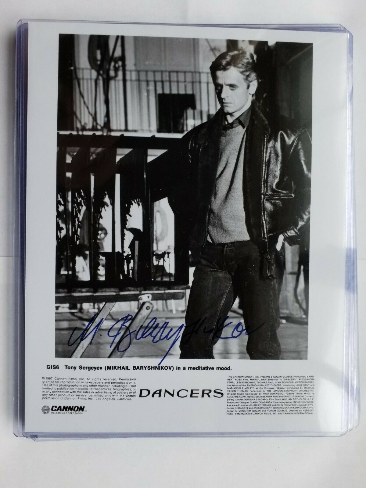 MIKHAIL BARYSHNIKOV Authentic Signed AUTOGRAPH 8 x 10 Photo Poster painting