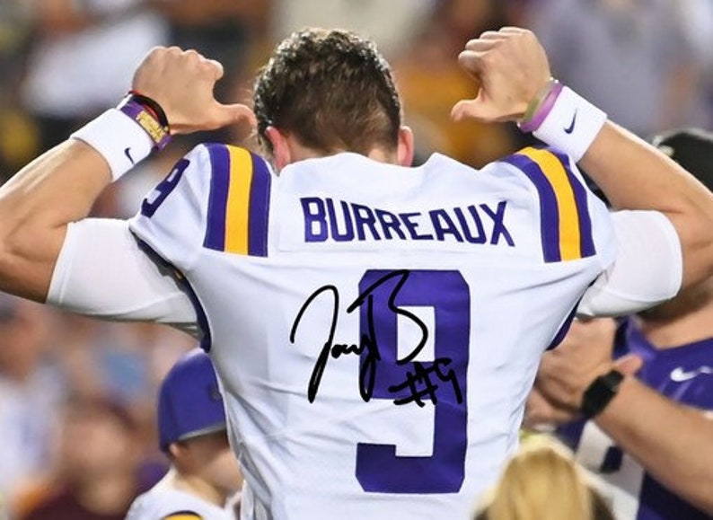 Joe Burrow Signed Photo Poster painting 8x10 rp Auto Autographed Joey Burreaux LSU Tigers