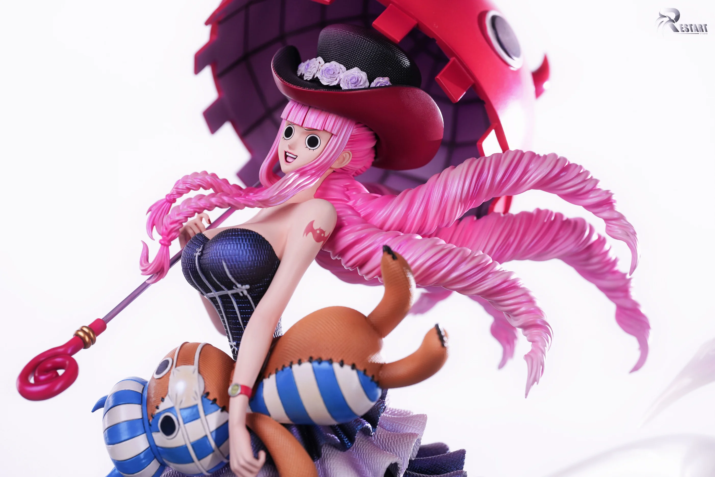 POP & 1/6 Scale Perona & Ghost Lamp - ONE PIECE Resin Statue