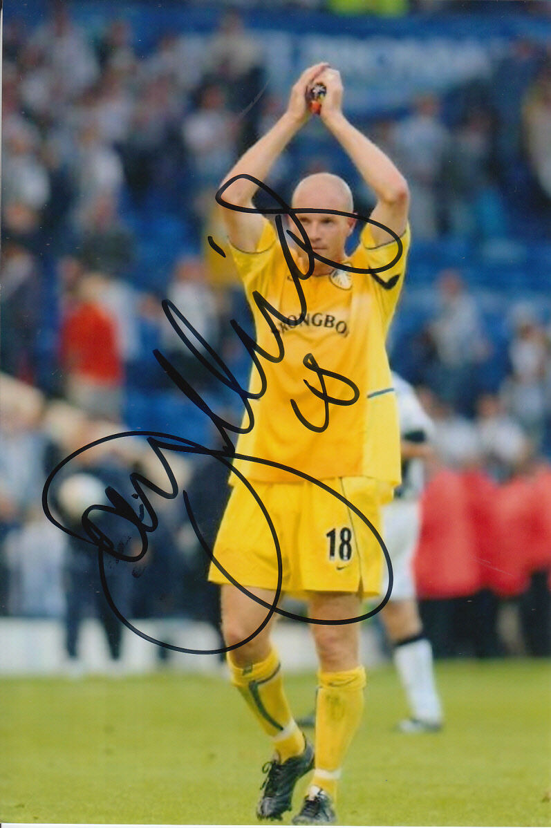 LEEDS UNITED HAND SIGNED DANNY MILLS 6X4 Photo Poster painting 3.