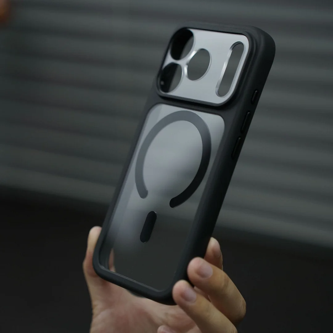 Suitable for iPhone 17 mobile phone case lens full package transparent magnetic Apple 17ProMax anti-fall protective cover cross-border