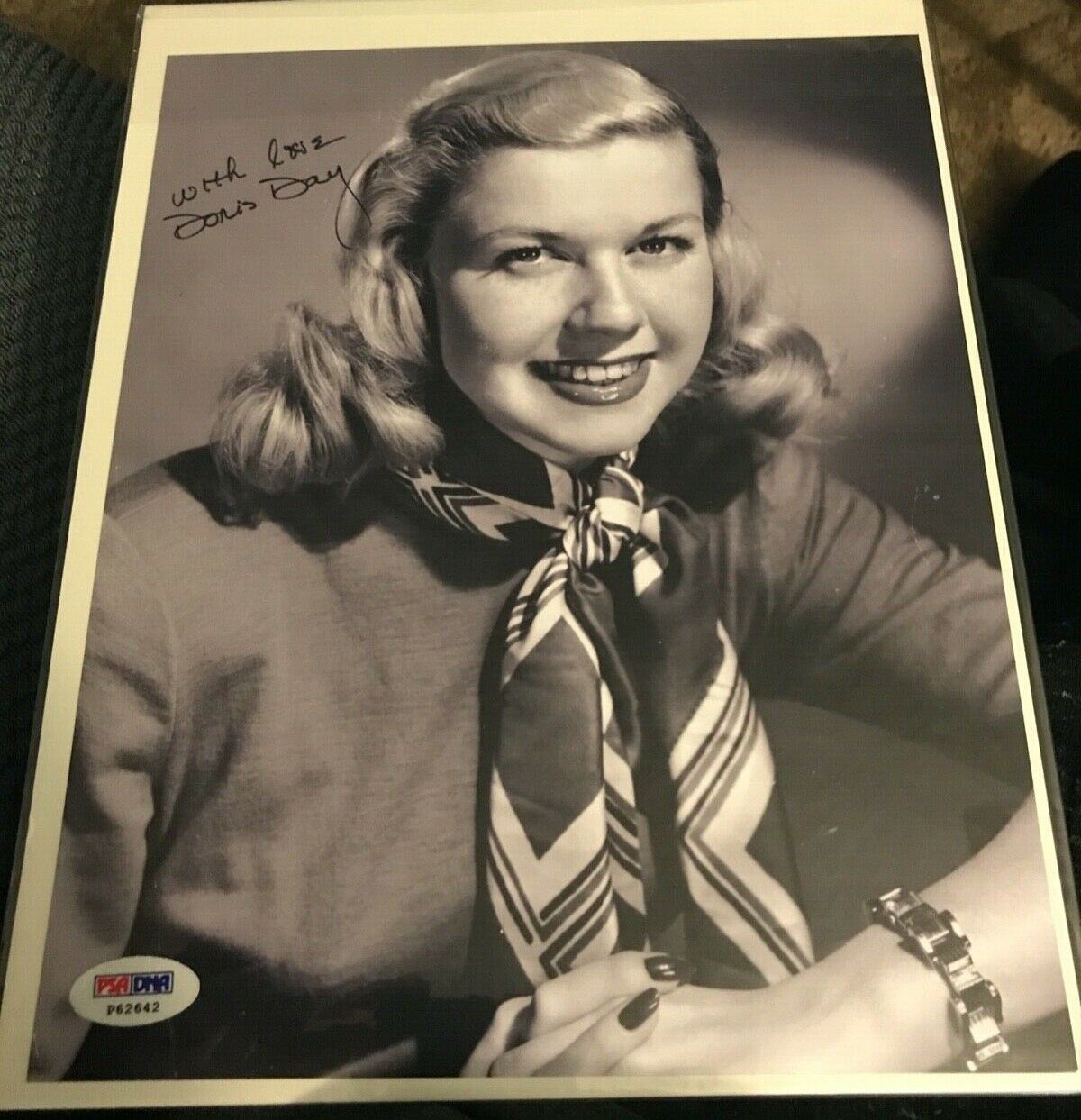 Doris Day Actress Singer Hand Signed Autograph 8x10 Photo Poster painting PSA/DNA COA