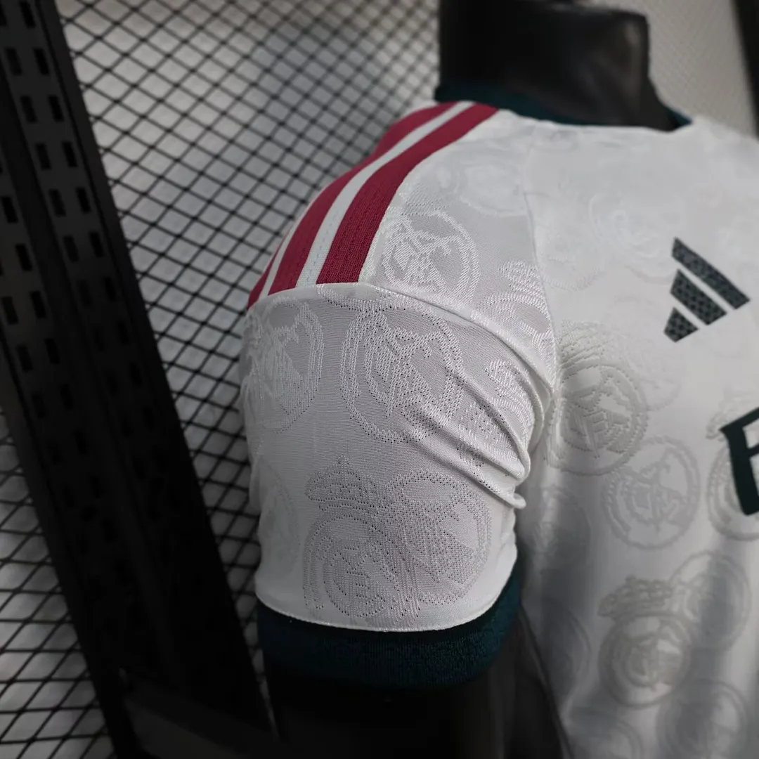 26/27 Real Madrid White Player Version Men's Football T-Shirt