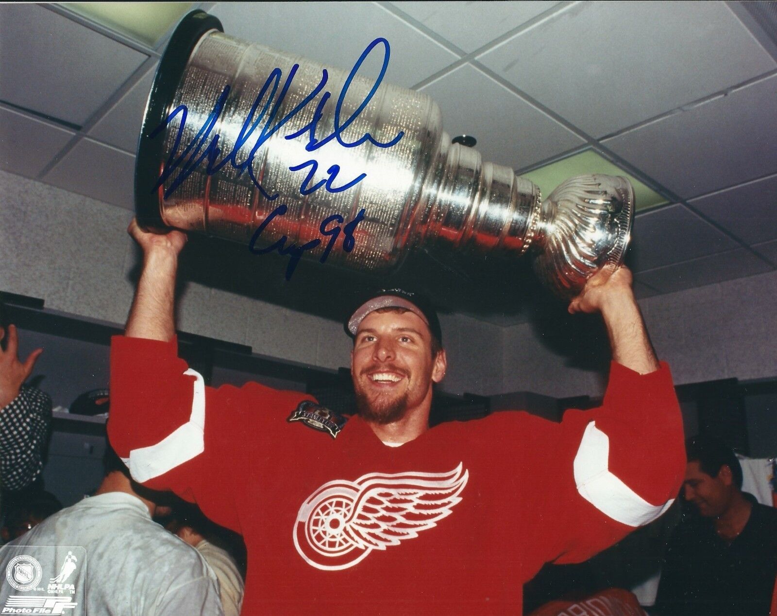 Signed 8x10 MIKE KNUBLE Detroit Red Wings Autographed Photo Poster painting - COA