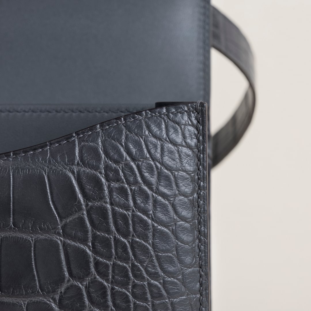 Constance 24CM Matte Alligator Crocodile 88 Graphite PHW