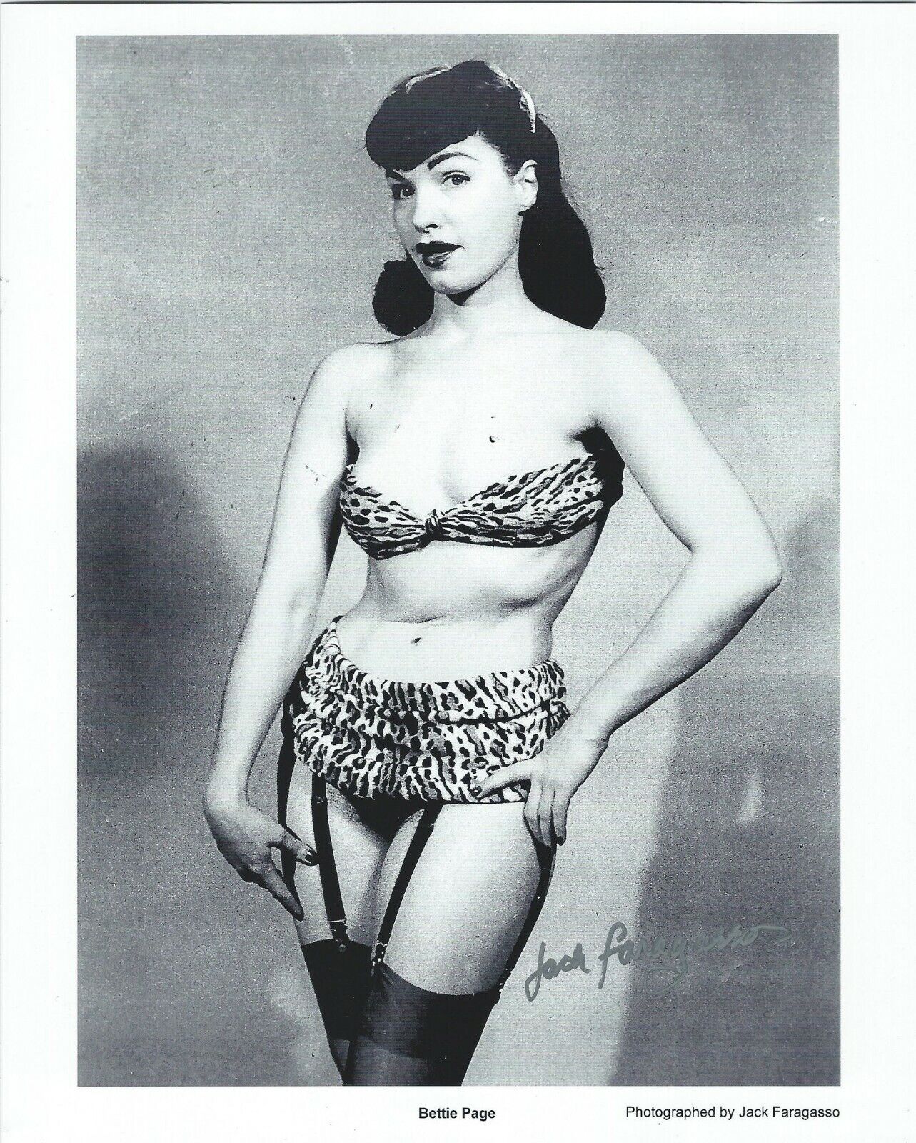 Bettie Page Photo Poster paintinggraph Photo Poster painting signed by Jack Faragasso