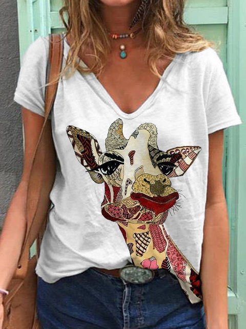 Women's Giraffe Print V-Neck Short Sleeve T-Shirt