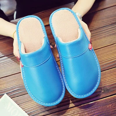 Women's Slippers home shoes 2020 New Winter Ladies Non Slip PU Leather Indoor Slippers for woman Windproof Designer family