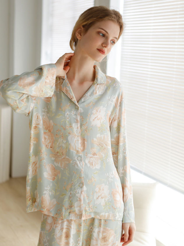 Floral Edgy Regular Fit V Neck Long Sleeve Pajama Set