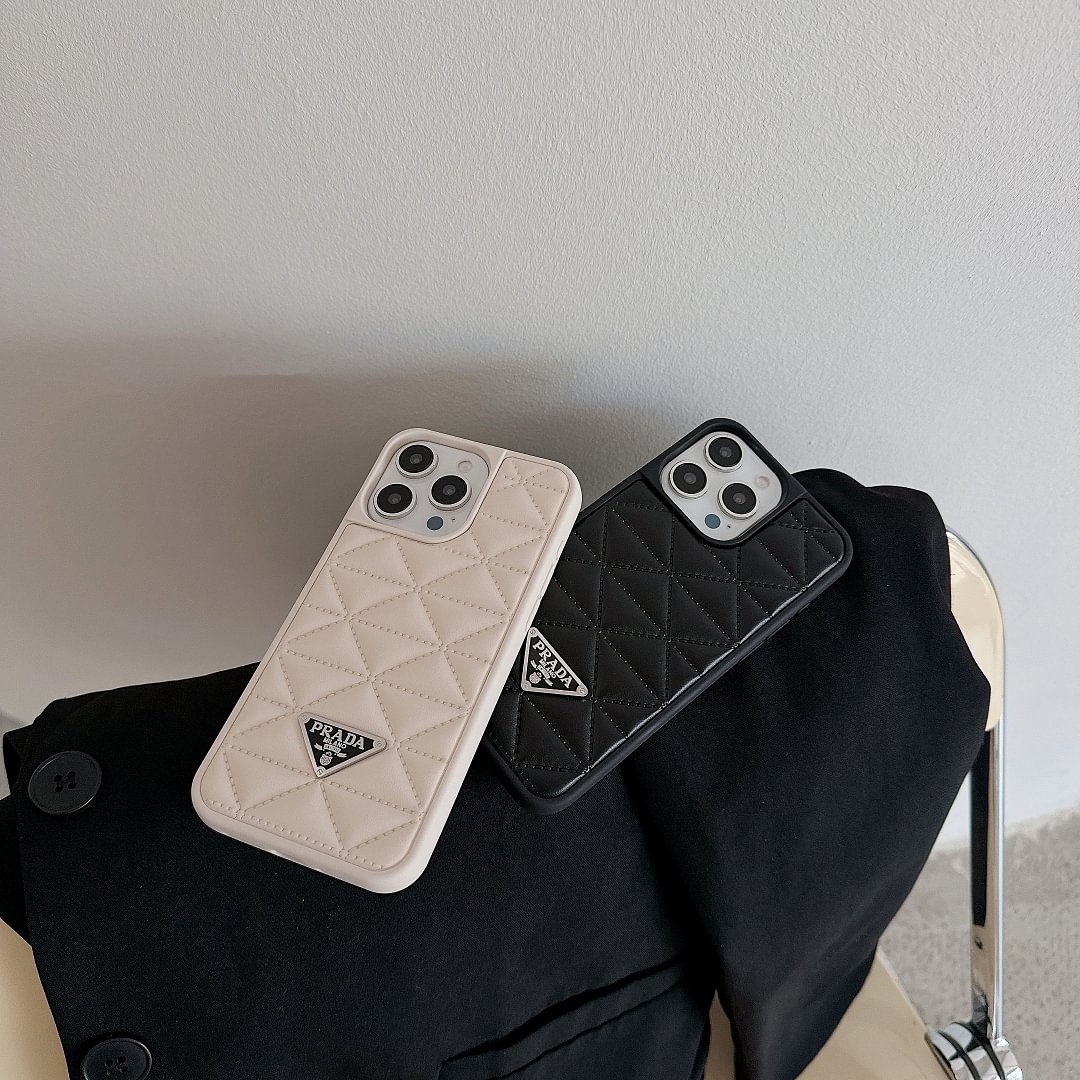 Prada Elegant Metal Monogram Diamond-Quilted Lambskim Leather Apple iPhone Case