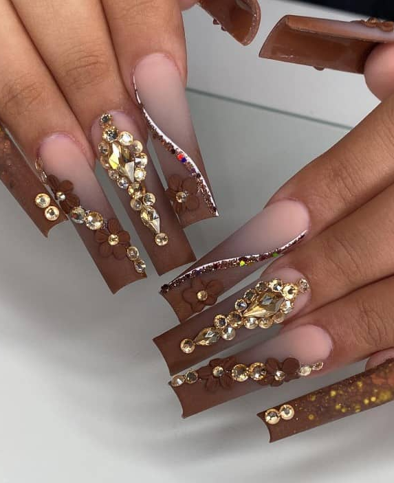 25 Brown French Tip Manicures Taking Over Our Social Feeds