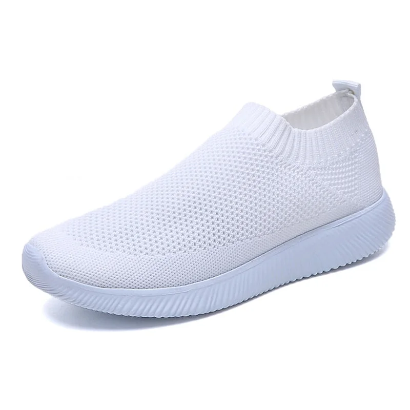 Women Shoes Ultralight Women Flats Slip On White Sneakers Zapatos Mujer Breathable Mesh Women Flat Shoes Causal Footwear Female
