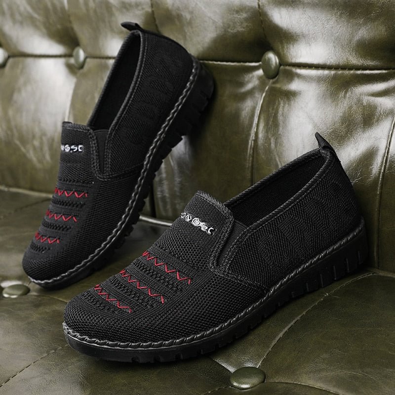 Women's Casual Shoes Breathable Mesh Sneakers Women Lightweight Knitted Loafers Slip-on Comfortable Mother's Shoes Zapatos Mujer