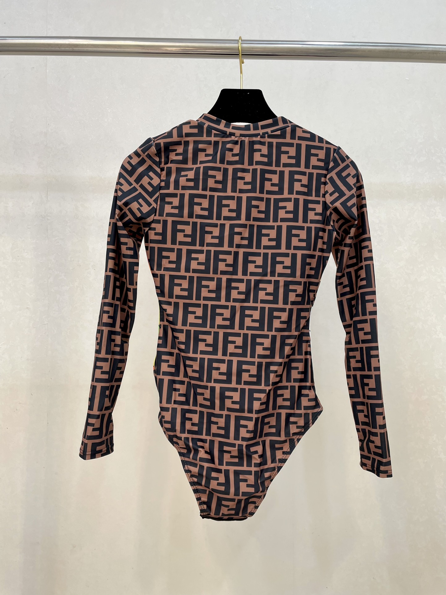 9d5cf587fa9fa7a99f1c9e5c398e4f73