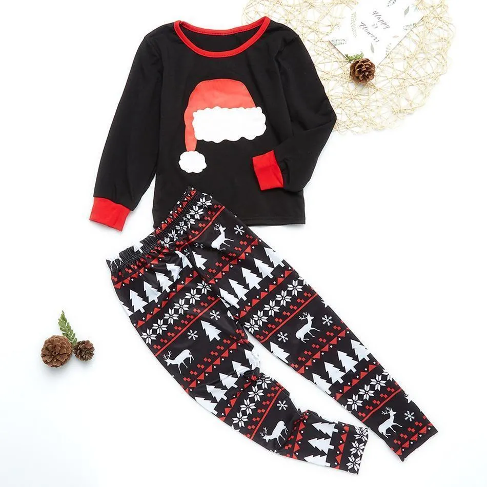 Cute Christmas Hat Print Family Matching Pajamas Set