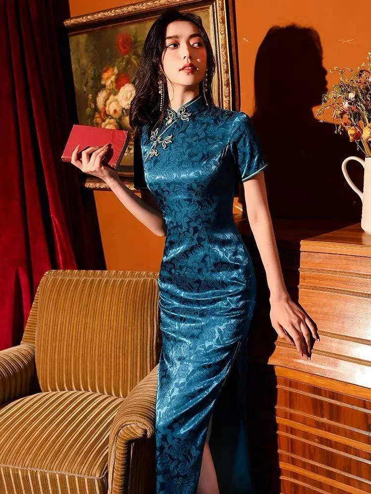 Floral pattern, jacquard silk satin long Qipao