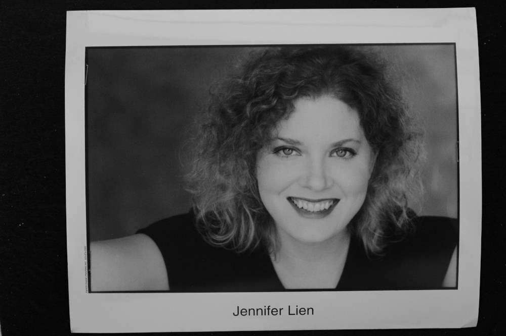 Jennifer Lien - 8x10 Headshot Photo Poster painting with Resume - Star Trek