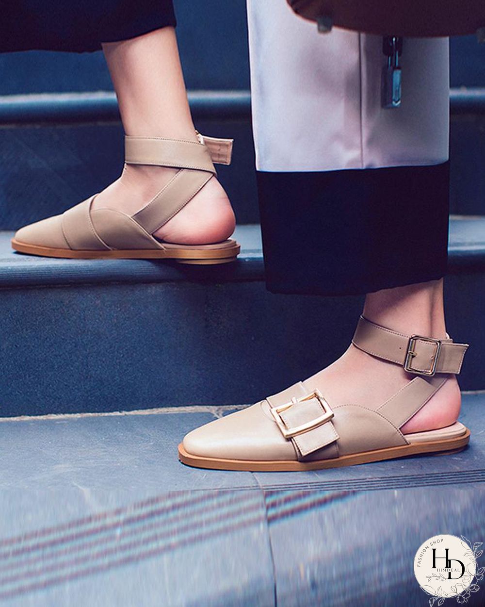 Round Toe Mary Jane Sandals