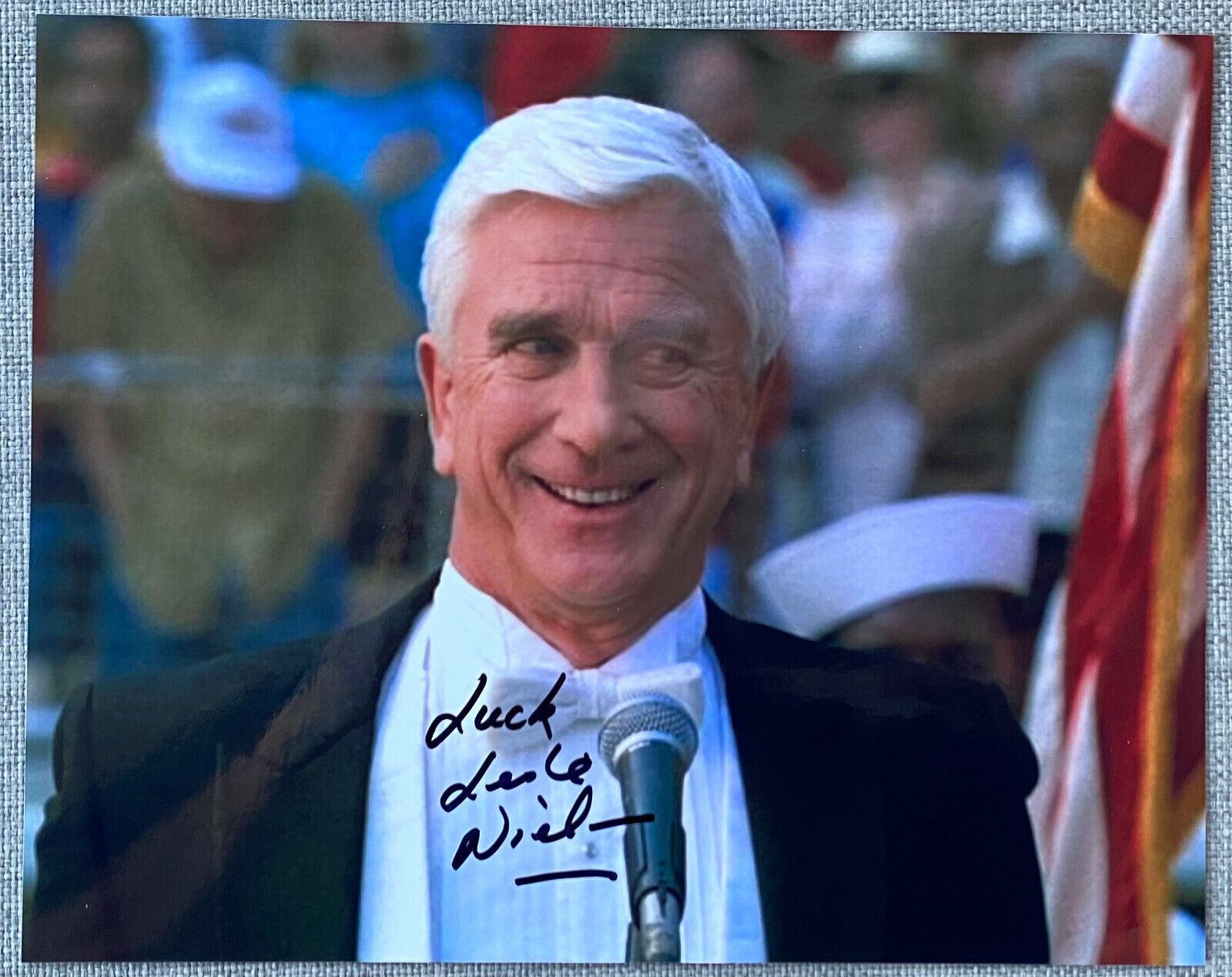 Naked Gun Leslie Nielsen Signed In-Person 8x10 Color Photo Poster painting - Authentic, Airplane