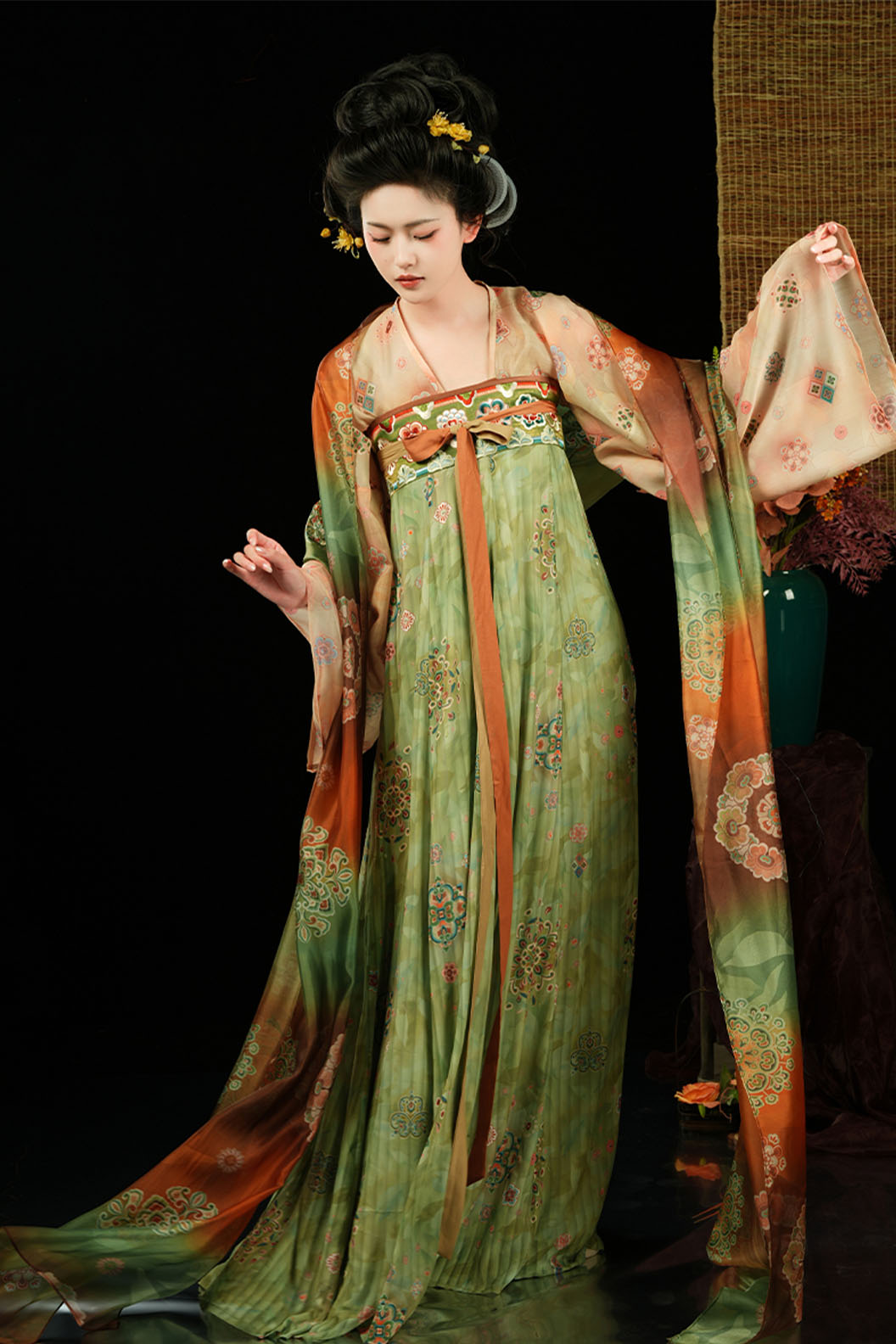 Tang dynasty hanfu with high-waisted ruqun hanfu dress for dunhuang - changqing 长卿 Stupa Stones