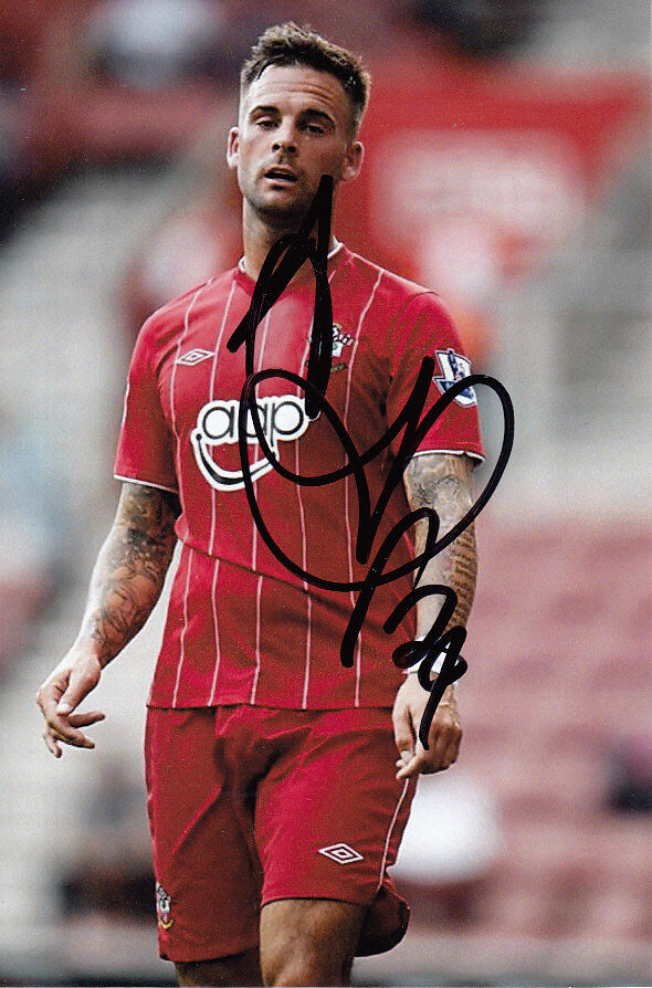 SOUTHAMPTON HAND SIGNED DANNY FOX 6X4 Photo Poster painting 1.