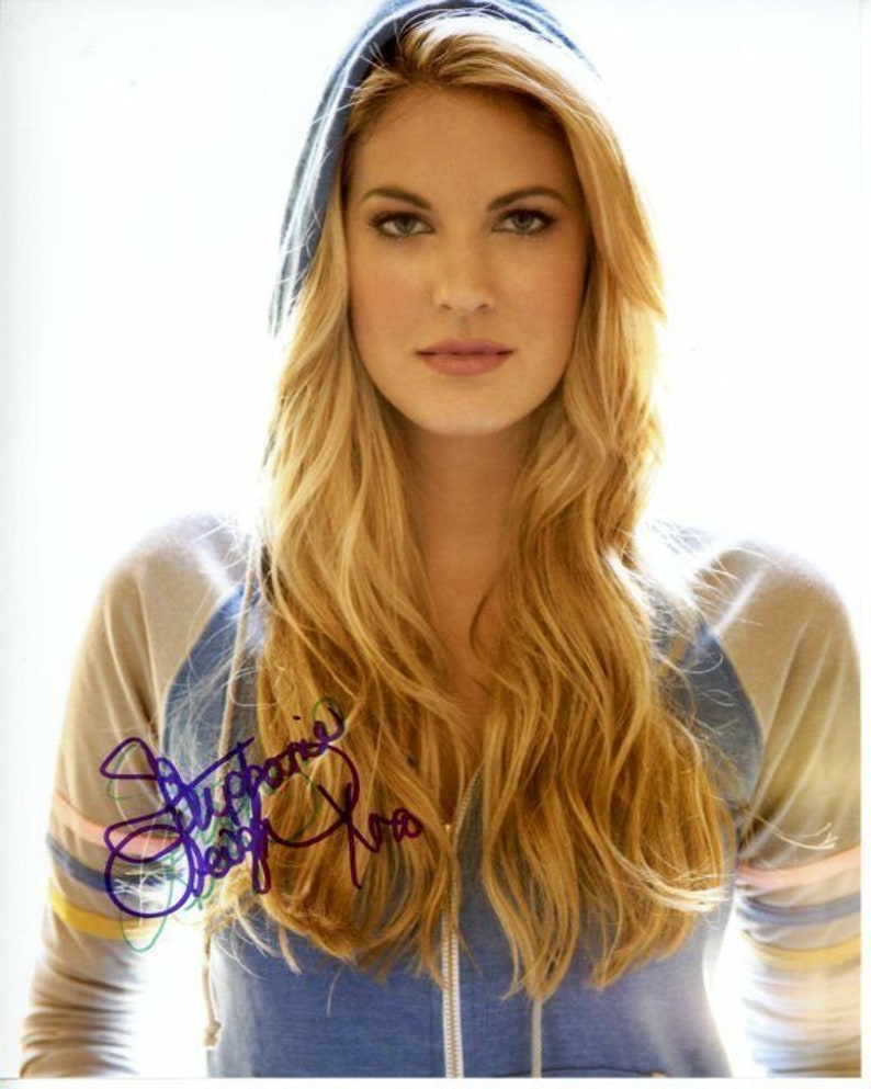 Stephanie leigh schlund signed autographed Photo Poster painting