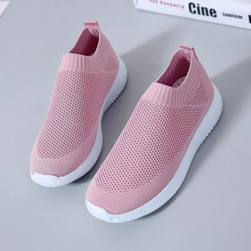 Summer women's sneakers Vulcanized Shoes Sock Sneakers Women Slip On Flat Shoes Women Plus Size Loafers ladies shoes 1029 1118-1