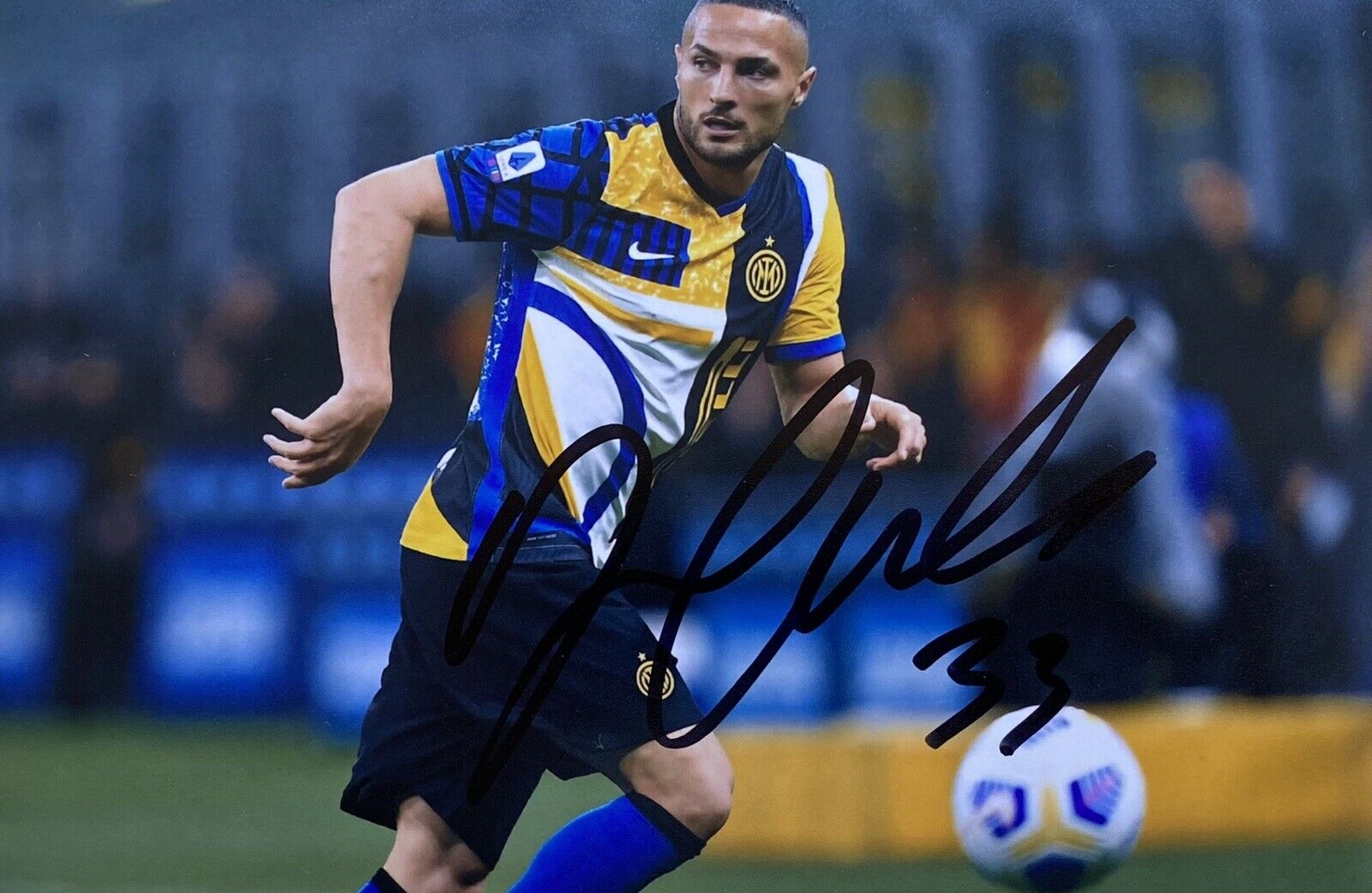 Danilo D'Ambrosio Genuine Hand Signed Inter Milan 6X4 Photo Poster painting, Exact Proof, 2