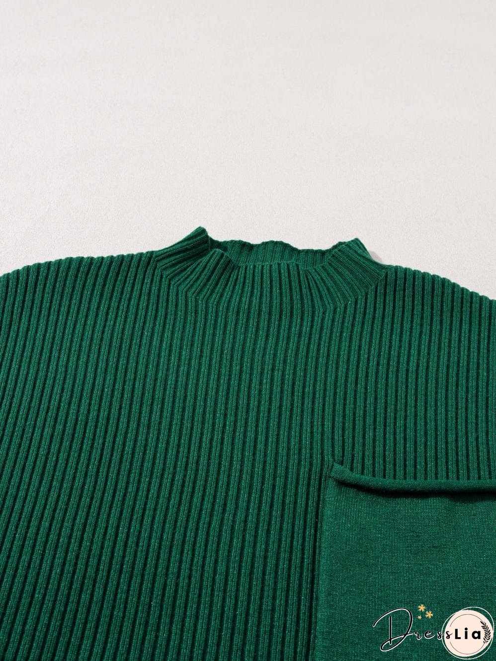 Green Ribbed Knit Short Sleeve Sweater with Patch Pocket