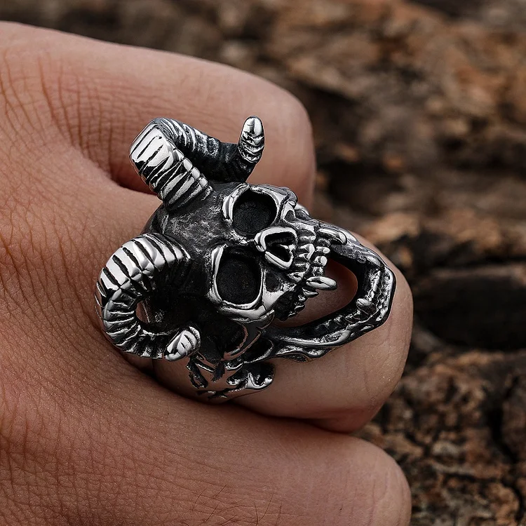 Mighty Sheep Head Skull Head Ring