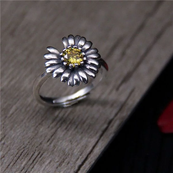Sterling Silver Daisy Citrine Ring