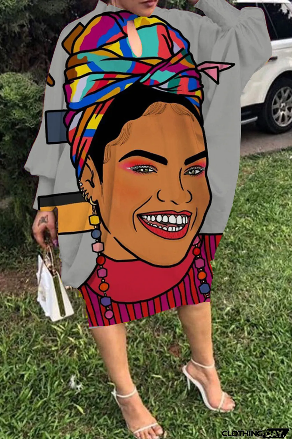 Light Gray Fashion Print Hollowed Out Round Neck Long Sleeve Dress