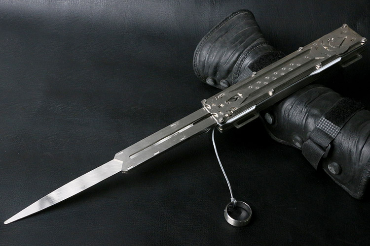 Hidden Blade Assassin's Creed metal Hidden Blade image 3