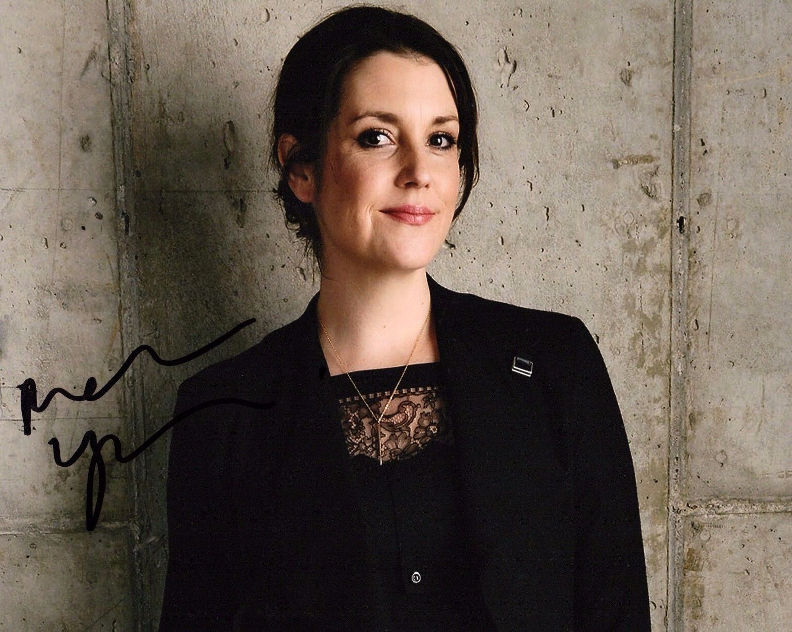 GFA Two and a Half Men * MELANIE LYNSKEY * Signed 8x10 Photo Poster painting PROOF AD4 COA