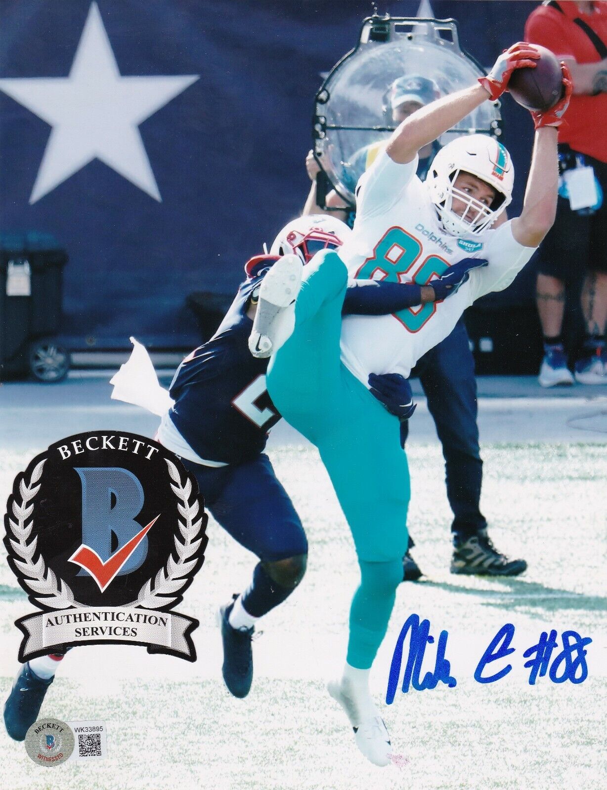 MIKE GESICKI MIAMI DOLPHINS BECKETT AUTHENTICATED ACTION SIGNED 8x10