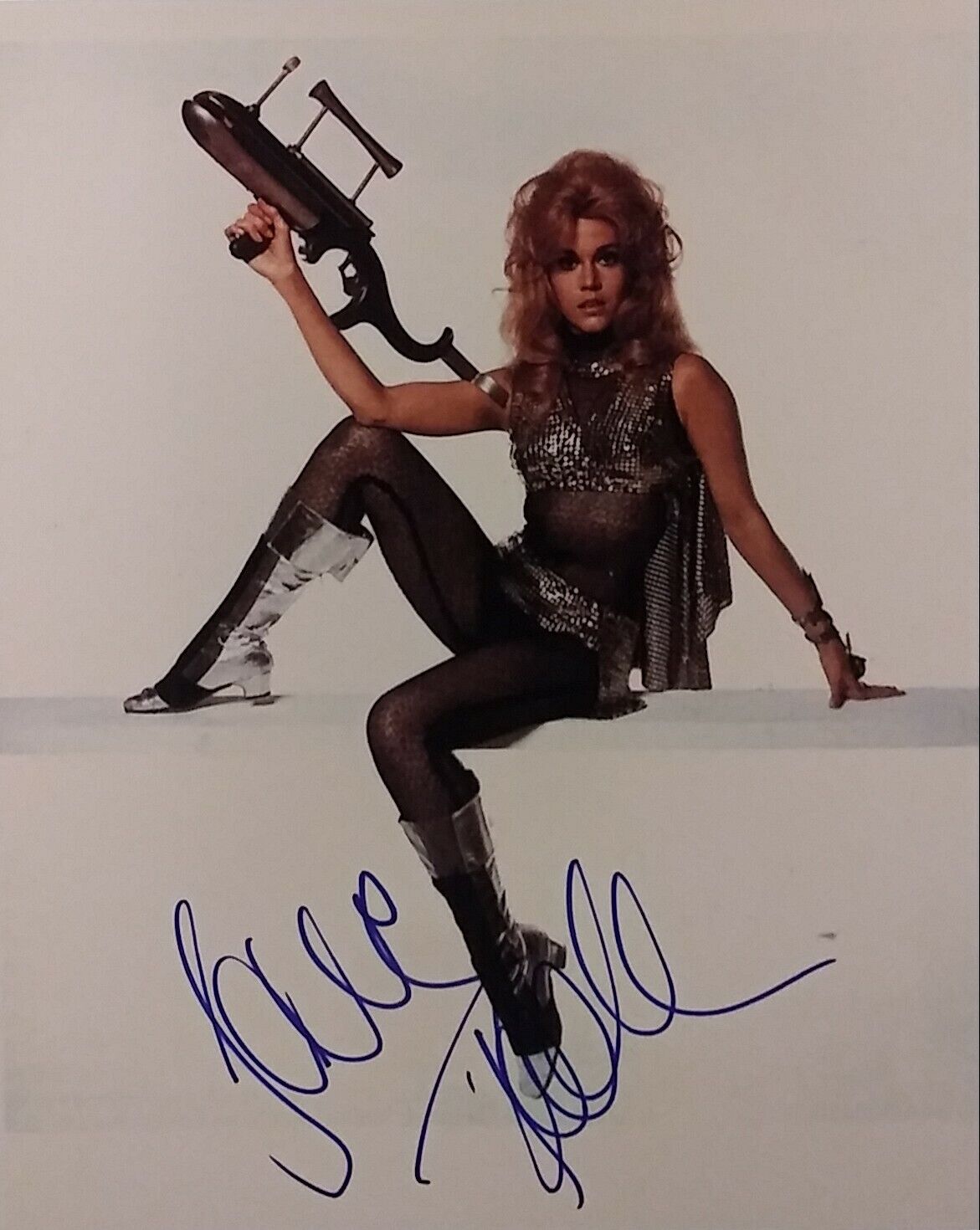 Jane Fonda signed 8 x 10