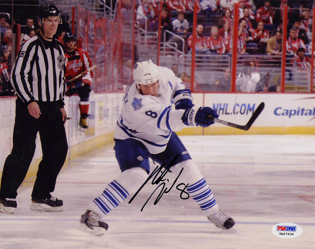 Mike Komisarek SIGNED 8x10 Photo Poster painting Toronto Maple Leafs PSA/DNA AUTOGRAPHED