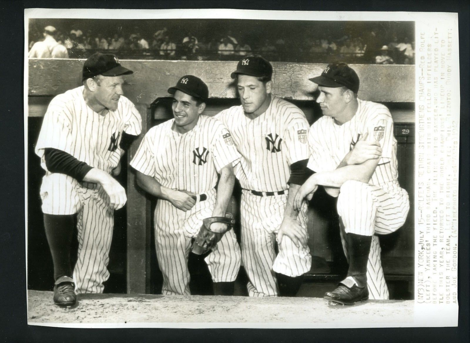 Red Rolfe Phil Rizzuto Buddy Hassett Joe Gordon 1942 Press Photo Poster painting Yankees