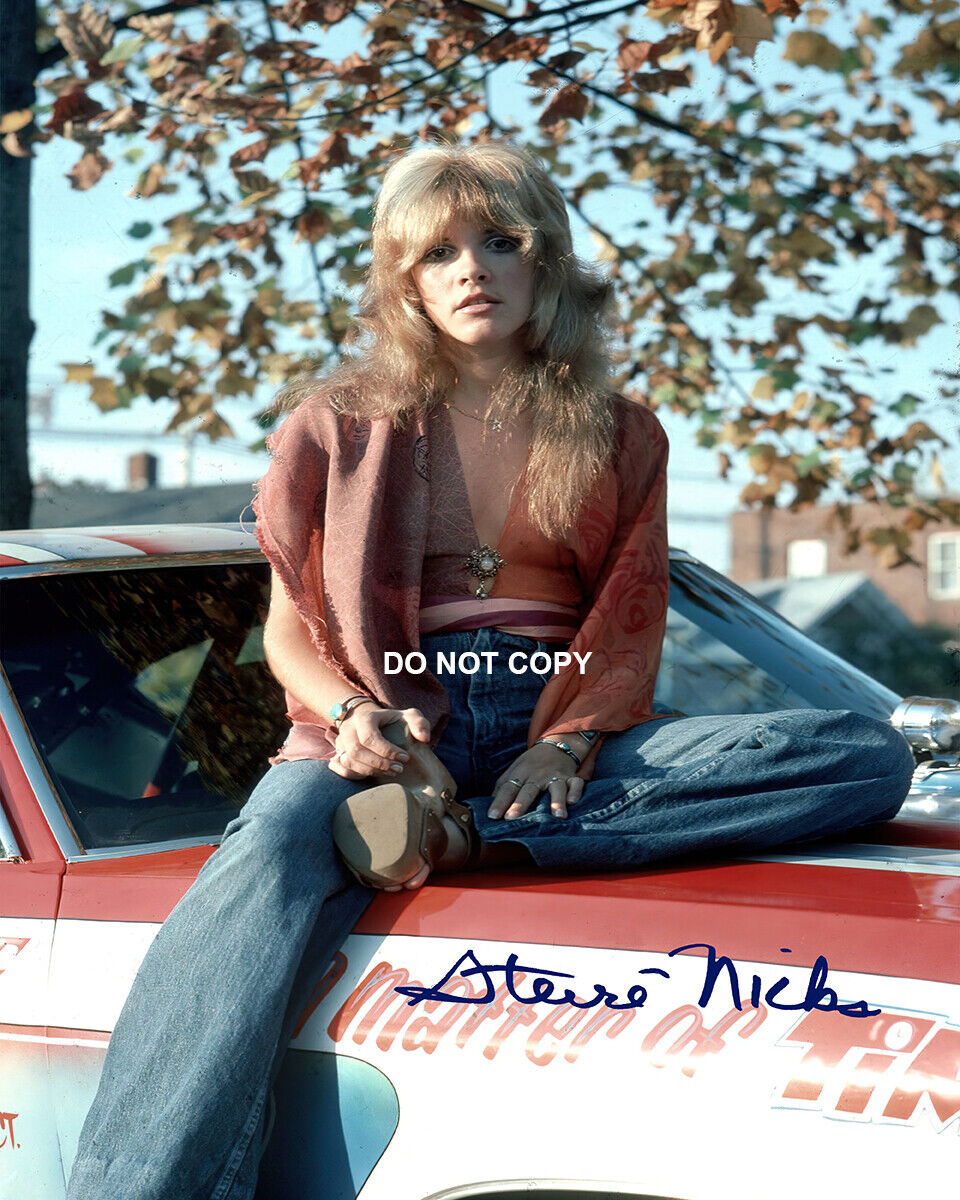 Stevie Nicks - Autographed Signed 8x10 Photo Poster painting (Fleetwood Mac) Reprint