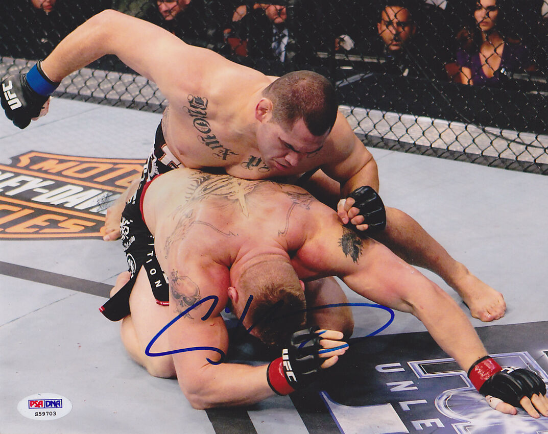 Cain Velasquez SIGNED 8x10 Photo Poster painting *ACTION SHOT* UFC MMA PSA/DNA AUTOGRAPHED