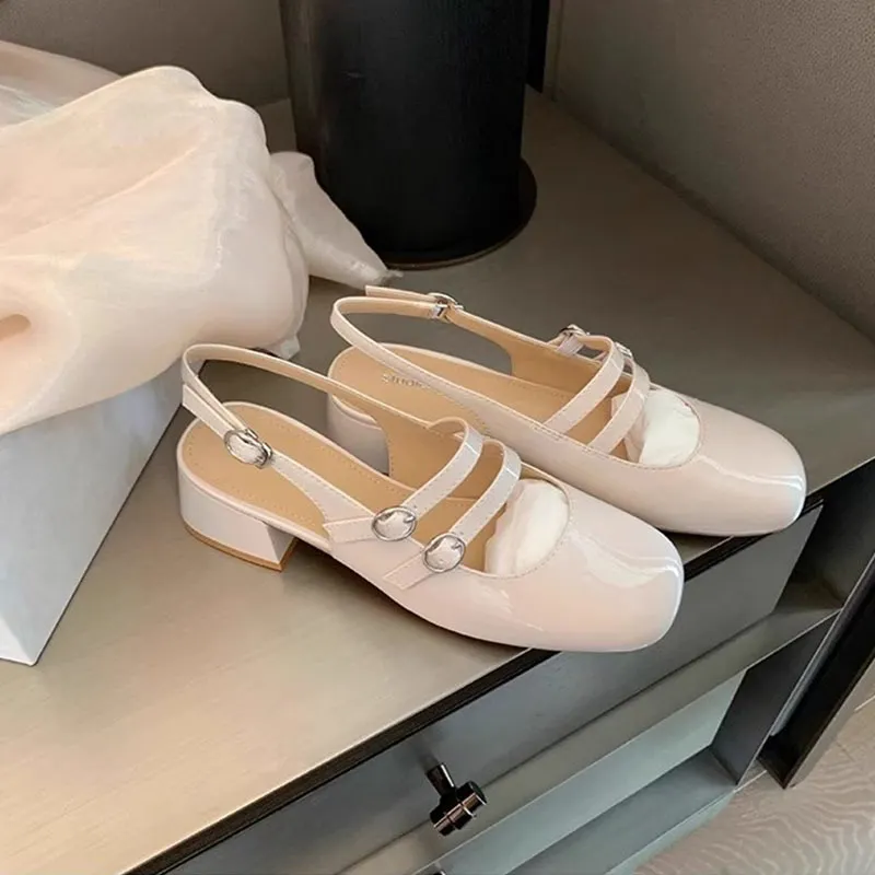 Breakj Breakj Jane Shoes Women's French Retro Small Red Shoes In The Summer Of 2025 New Double Buckle Shallow Mouth Coarse Single Shoes