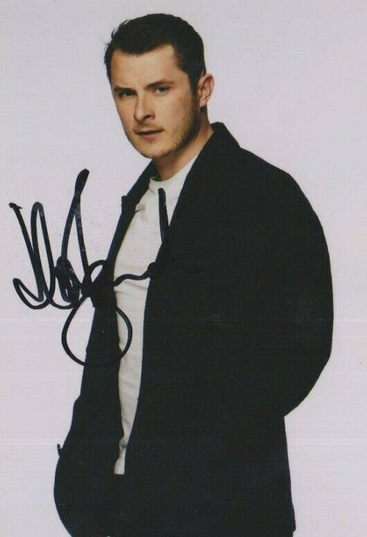 Max Bowden **HAND SIGNED** 6x4 Photo Poster painting ~ Eastenders ~ AUTOGRAPHED