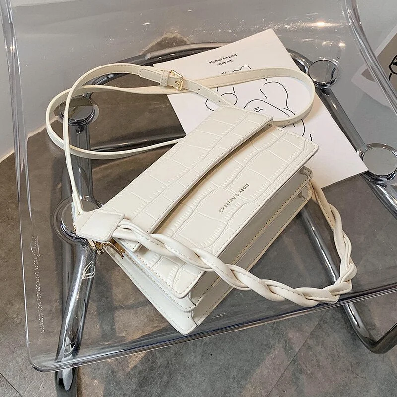 French Texture Popular Bag Women's Bag 2020 New Fashion All-match Shoulder Armpit Bag Net Red Messenger Bag էѧӧܧ