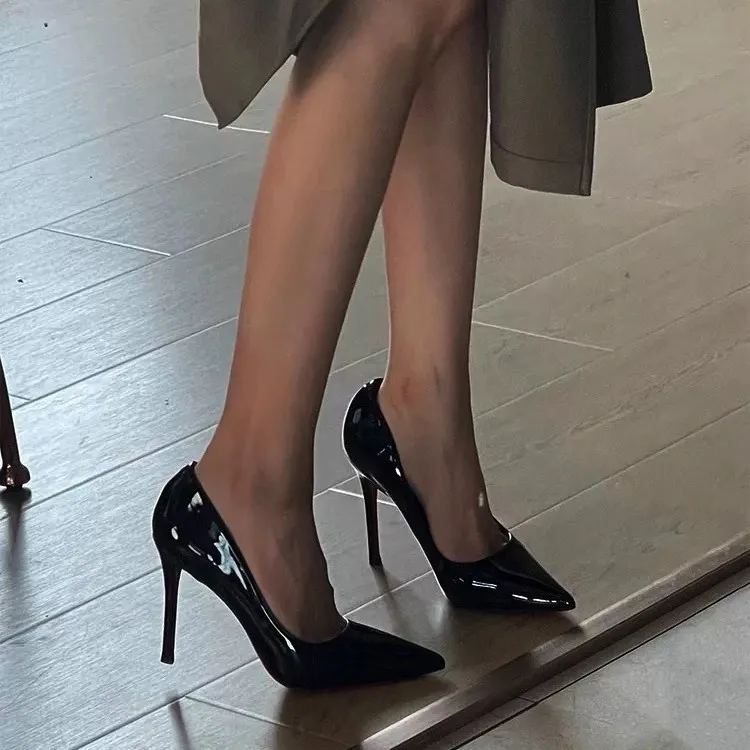 Breakj Breakj High-Heeled Shoes Black High-Grade Nude New Autumn Temperament Niche Design Patent Leather Single Shoes Fine High Heels Women