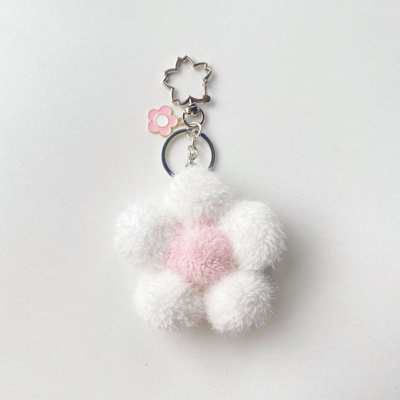 Colorful Small Flower Fur Ball Keychain Bag Ornaments Small Decorative Metal Alloy Flower Plush Key Pendant