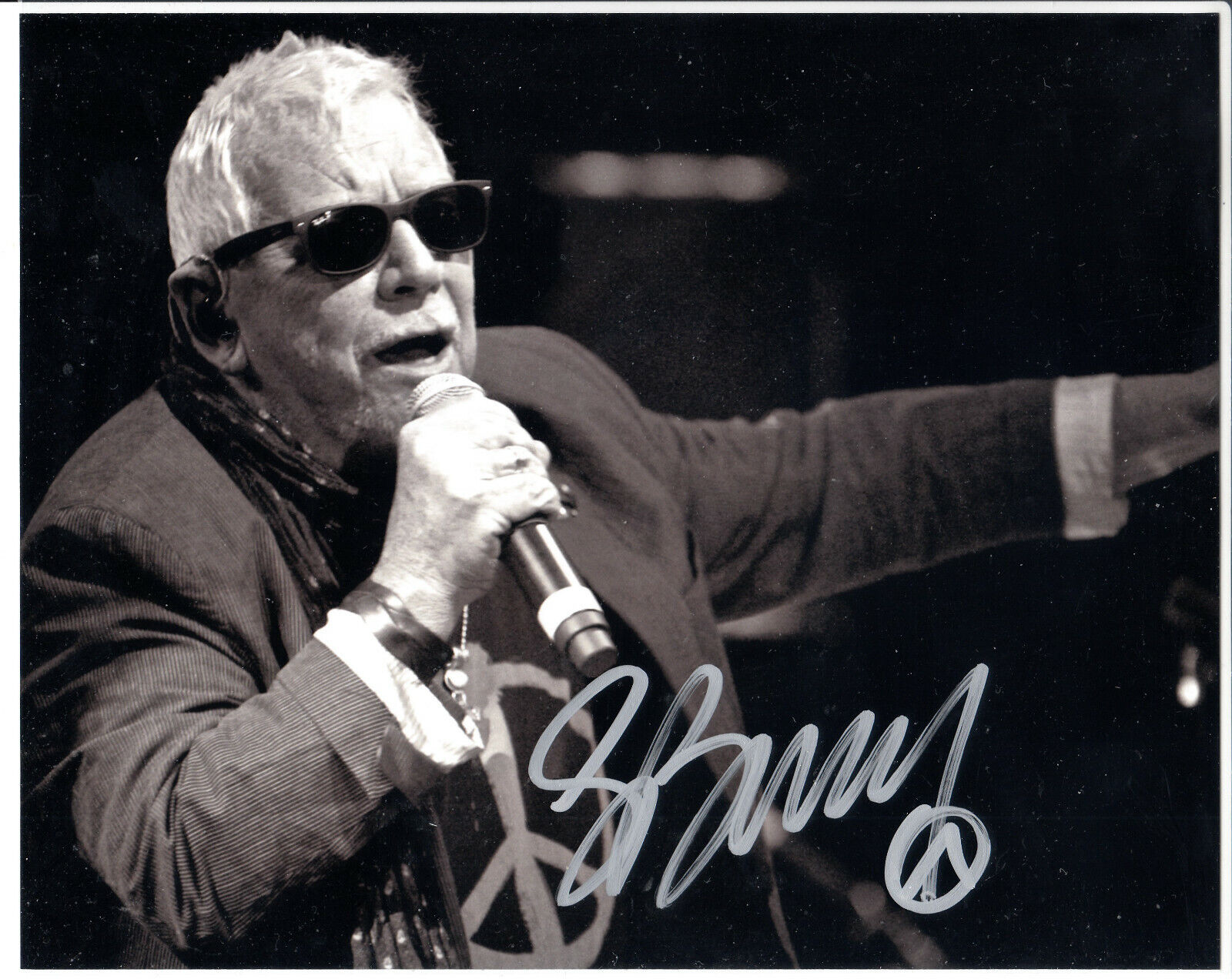 Eric Burdon and the Animals Autograph 8x10