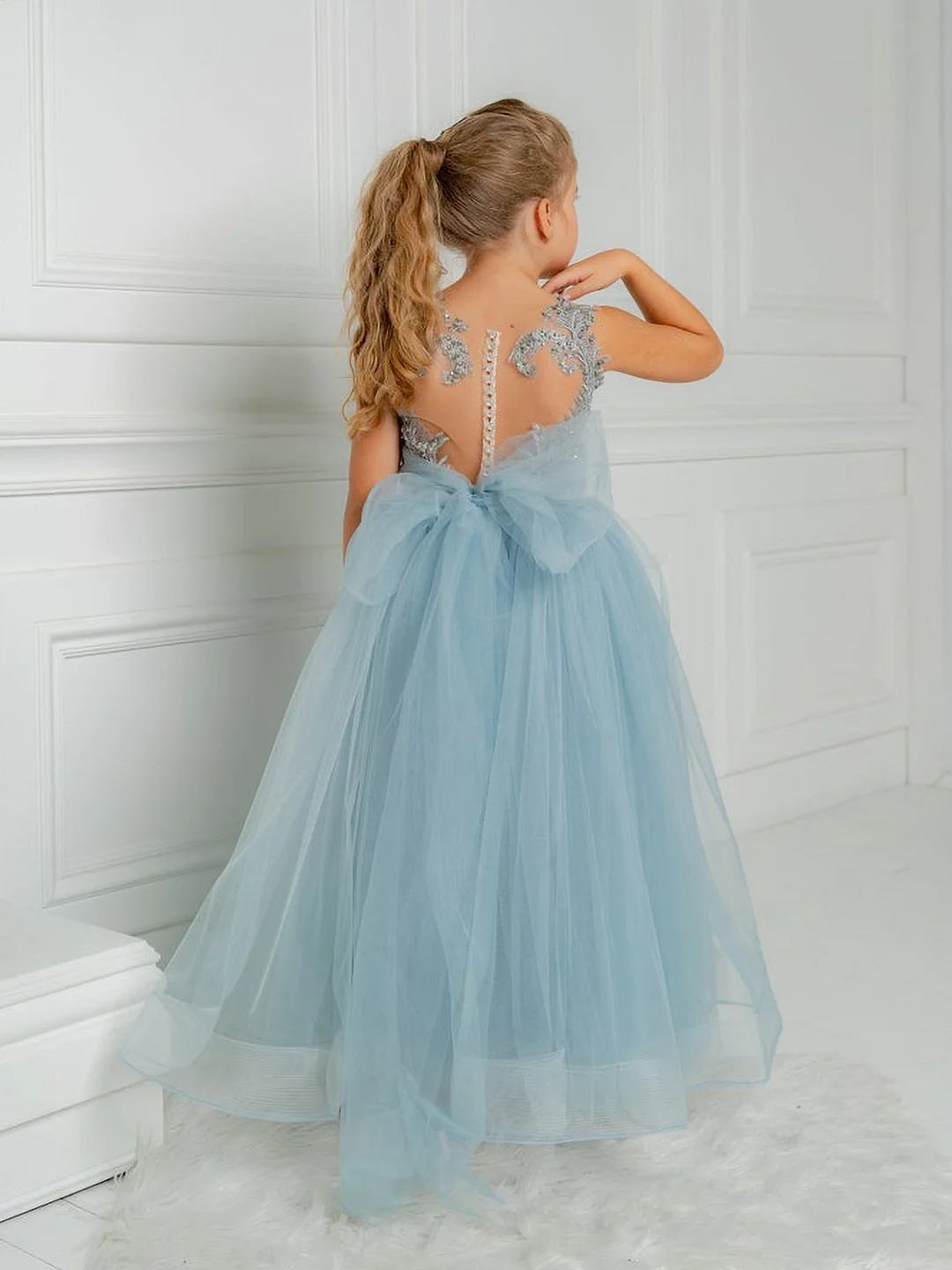 Daisda Cute A-line Boho Flower Girl Dresses Tulle with Bow Sequins