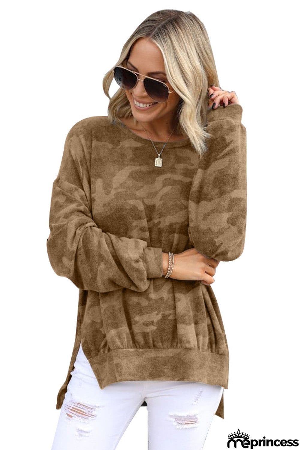 High-low Edge Camo Print Sweatshirt