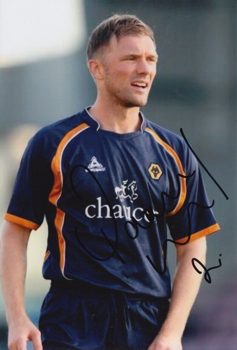 WOLVES HAND SIGNED DARREN WARD 6X4 Photo Poster painting 1.